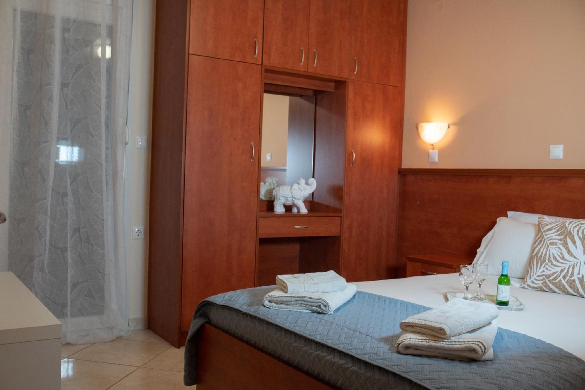 Prince Apartments Volissos Cameră foto